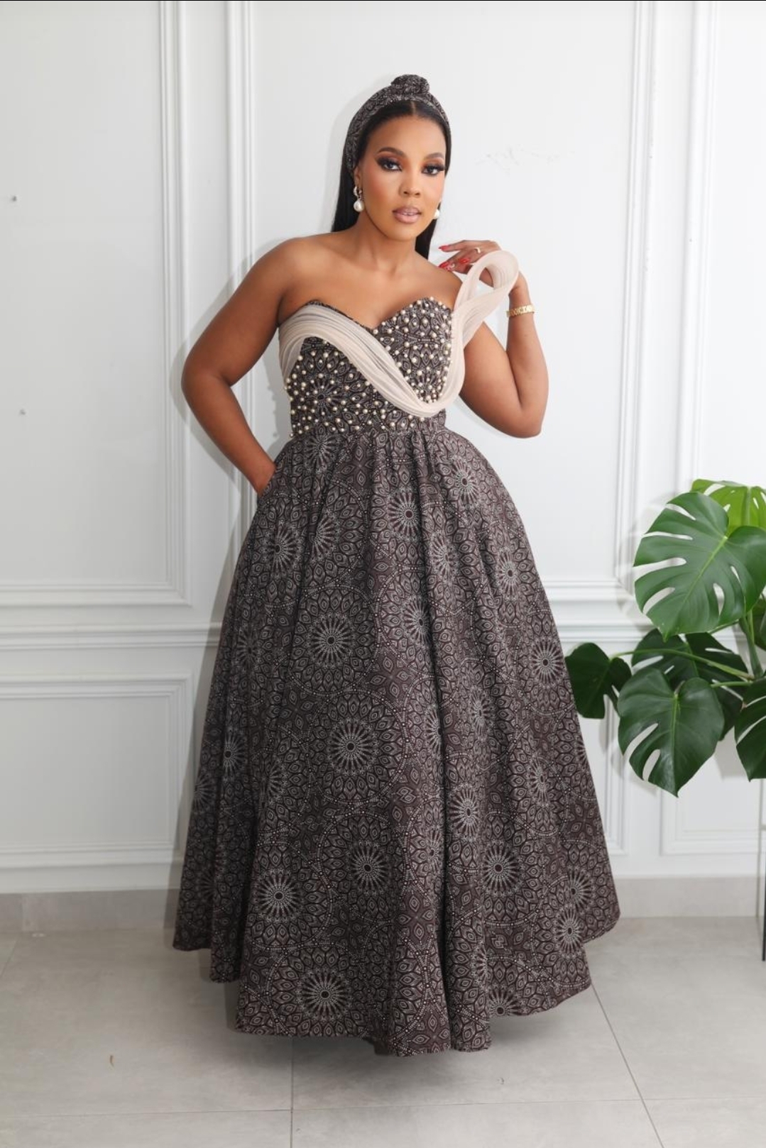 Mofumahadi Dress - Back View by ZanBlack